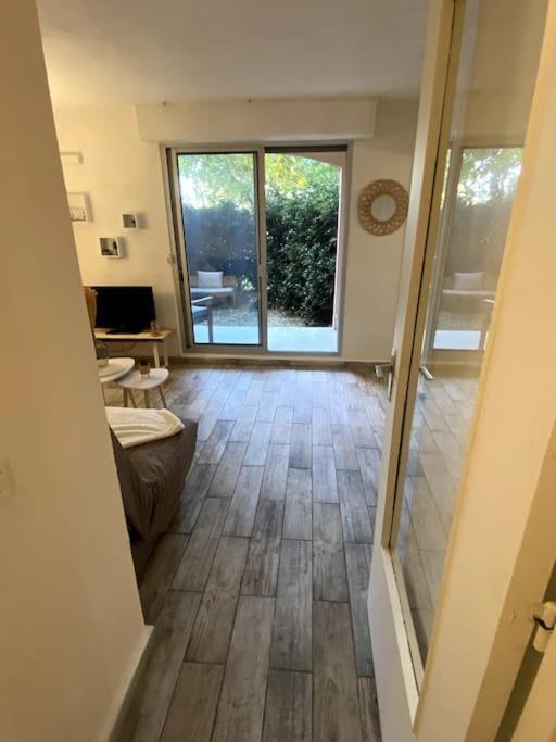 Apartamento Studio Cabine Avec Jardin Canet-en-Roussillon Exterior foto